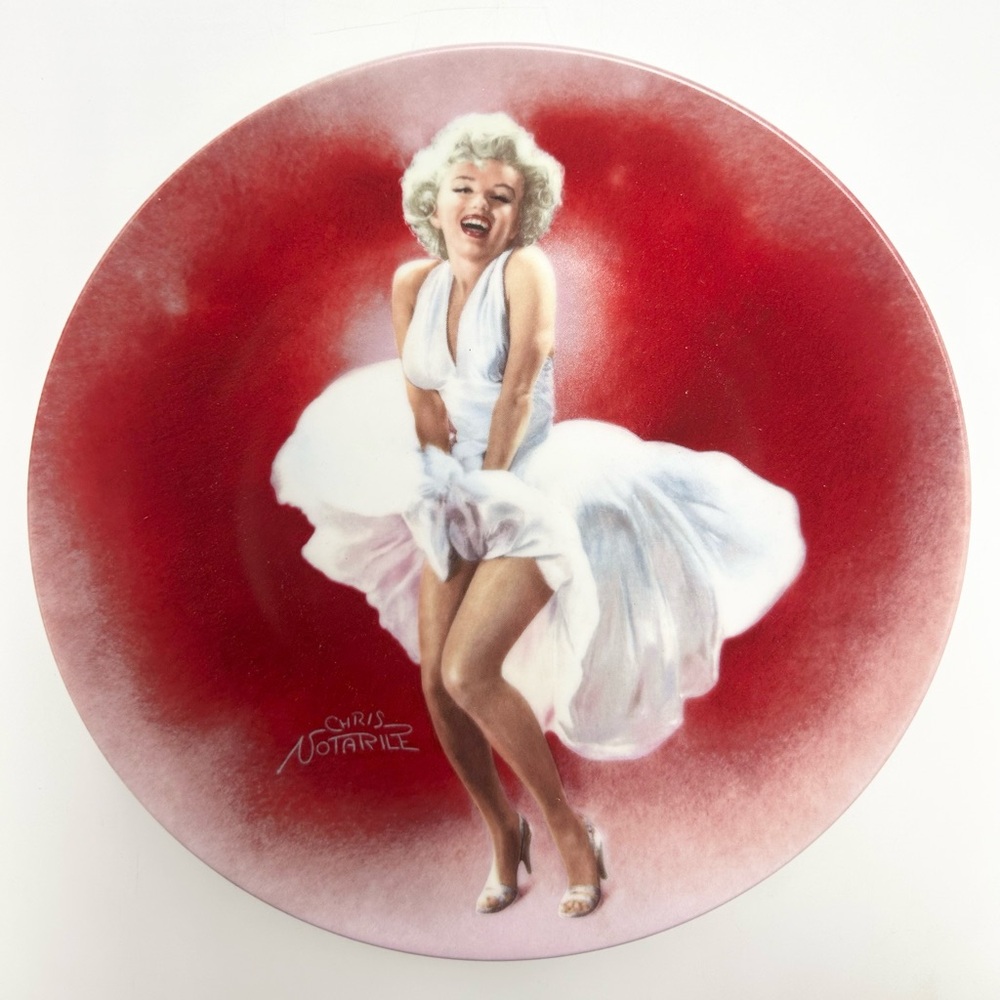 Bradford Exchange - Marilyn Monroe  "The Seven Year Itch" Plate.